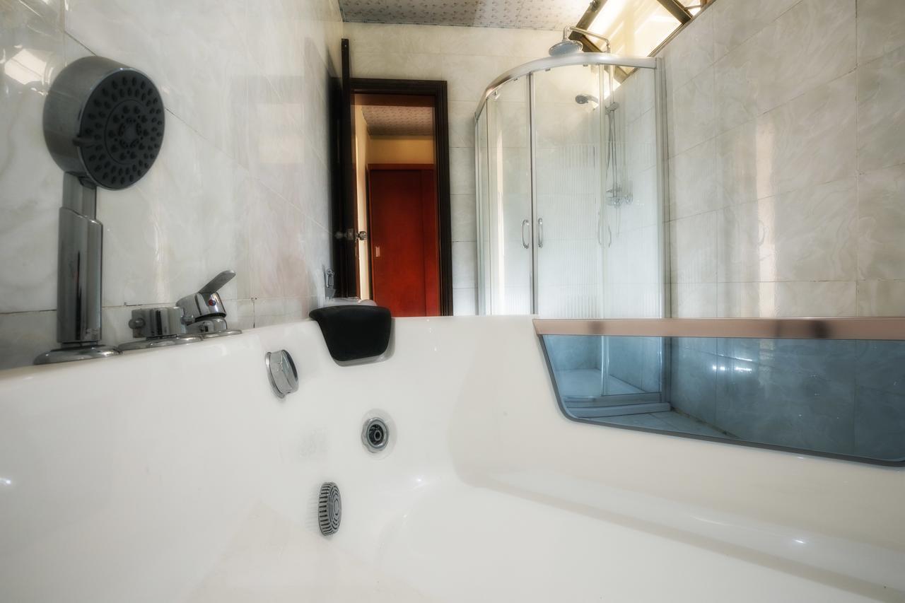 The Mosaic Hotel Addis-Abeba Extérieur photo